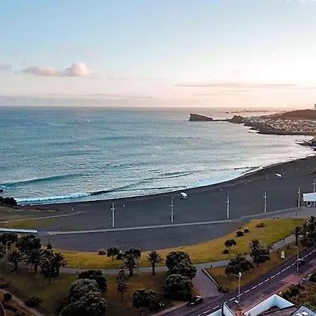 Hotel Salt Lips - Azores Surf Experience
